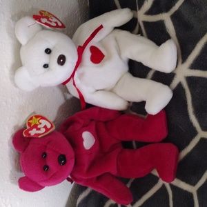 Valentino 94'and Valentina98' Beanie Babies Tis the season.